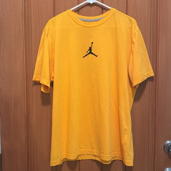 Nike Men’s Lot 2 Pack Tee T Shirt XL Gray Yellow Black - Picture 2 of 9